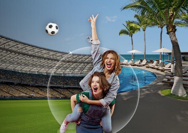 THE WORLD CUP IS FELT AT KRYSTAL Krystal Urban® Monterrey San Jeronimo THE WORLD CUP IS FELT AT KRYSTAL Krystal Urban® Monterrey San Jeronimo